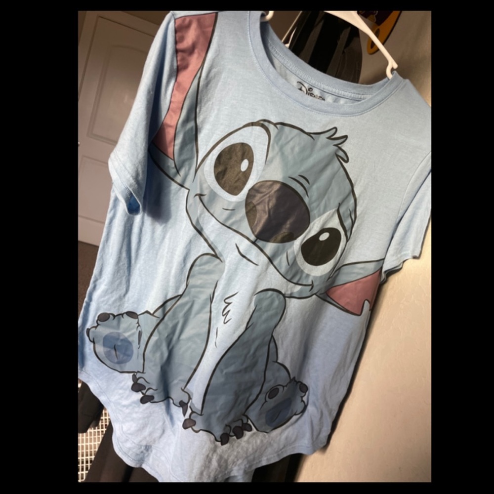 Disney NWOT Womens XXL Stitch T-Shirt